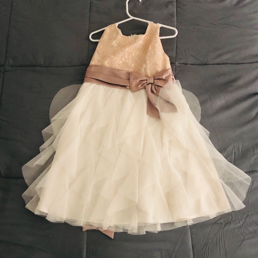 Formal Dress with bow in front and zipper on back